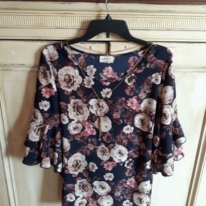 Beautiful blue floral blouse free kisses extra large attached necklace you can d